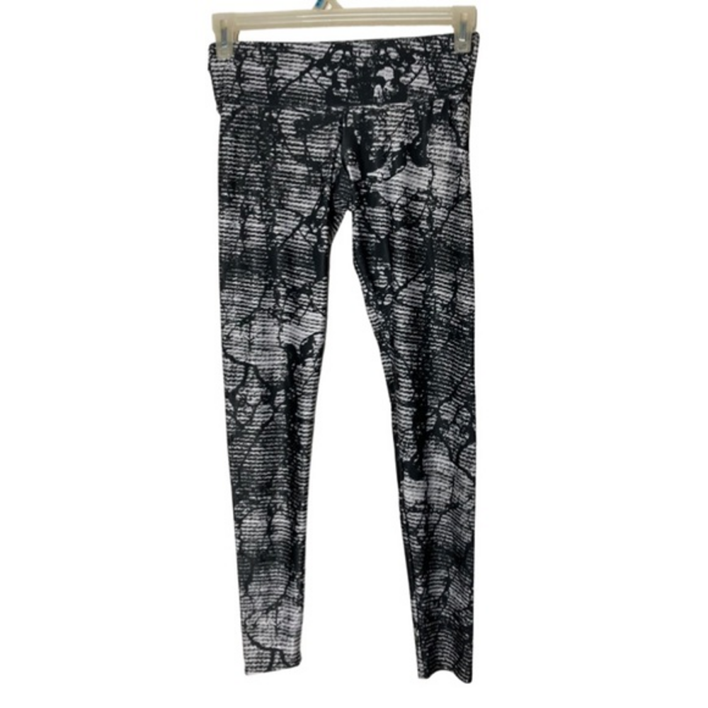 Onzie‎ flow high rise leggings